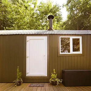 Campsite Riverwood Farms Shepherds Hut, Talaton